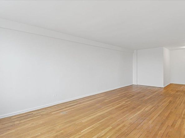 210-15 23rd Avenue 3F, Bayside NY 11360