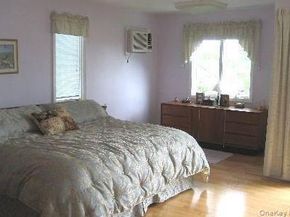 2 Aster Drive, New Hyde Park NY 11040