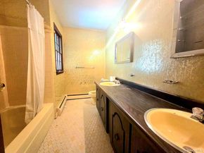 9 Weaver Lane, Dix Hills NY 11746