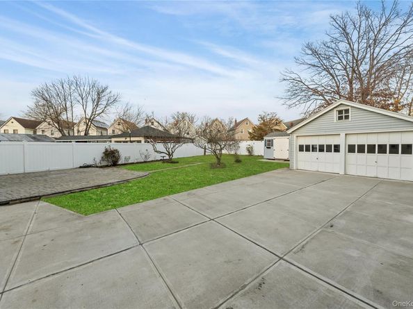 247-23 91st Avenue, Bellerose NY 11426