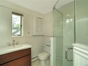 215 Roosevelt Boulevard, Long Beach NY 11561