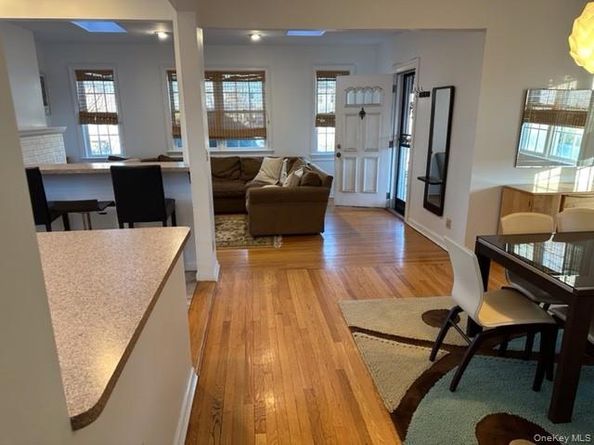 215 Roosevelt Boulevard, Long Beach NY 11561