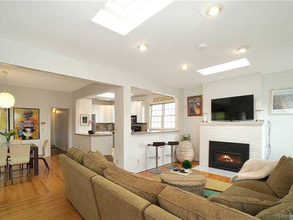 215 Roosevelt Boulevard, Long Beach NY 11561