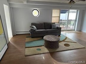 215 Roosevelt Boulevard, Long Beach NY 11561