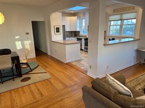 215 Roosevelt Boulevard, Long Beach NY 11561