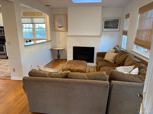 215 Roosevelt Boulevard, Long Beach NY 11561