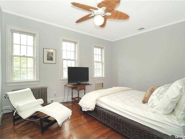 215 Roosevelt Boulevard, Long Beach NY 11561