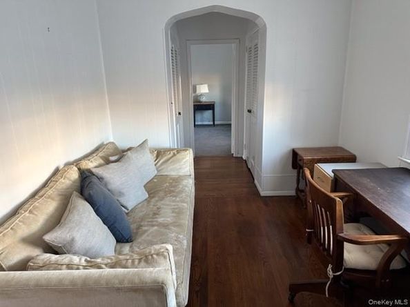 215 Roosevelt Boulevard, Long Beach NY 11561