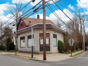 100 Steamboat Road, Great Neck NY 11024