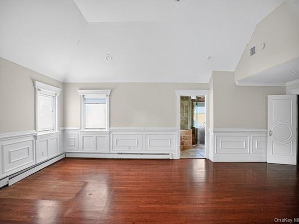 6 Robert Court, Center Moriches NY 11934