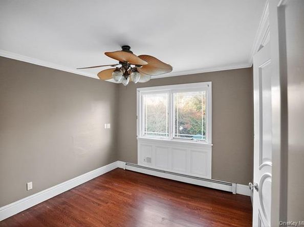 6 Robert Court, Center Moriches NY 11934