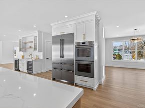 43 Hilltop Lane, Thornwood NY 10594