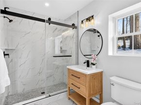 43 Hilltop Lane, Thornwood NY 10594