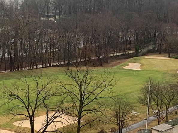 269-10 17K Grand Central Parkway 17K, Floral Park NY 11005