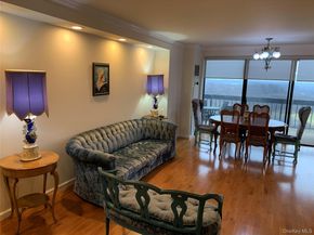 269-10 17K Grand Central Parkway 17K, Floral Park NY 11005