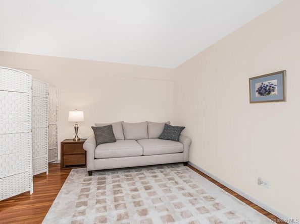 601 Kappock Street 3R, Bronx NY 10463