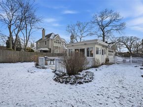 36 Oak Lane, Wading River NY 11792