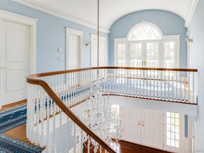 63 Premium Point, New Rochelle NY 10801