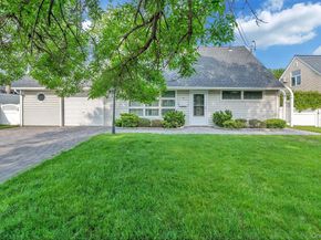 6 Arizona Avenue, Syosset NY 11791