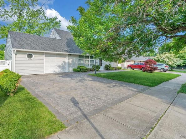 6 Arizona Avenue, Syosset NY 11791