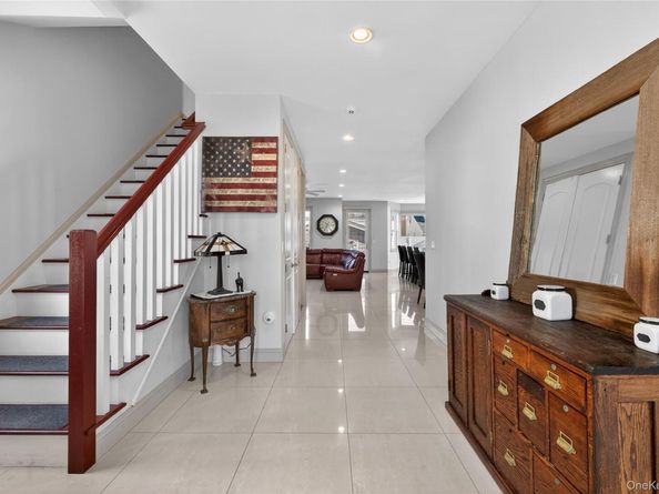 20 Hyman Court, Brooklyn NY 11229