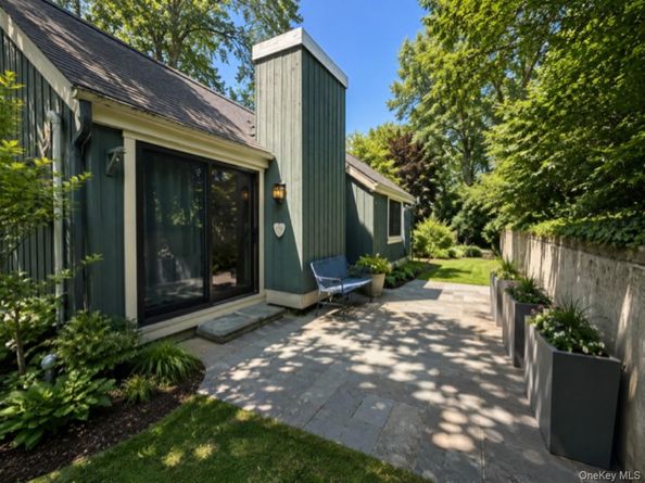 40 Heritage Hills A, Somers NY 10589