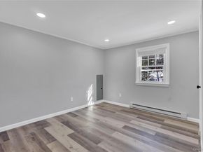 81 Oakside Road, Smithtown NY 11787