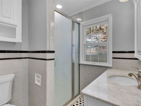 81 Oakside Road, Smithtown NY 11787