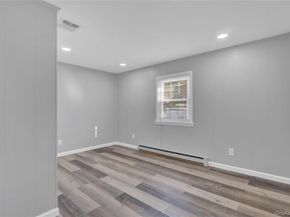 81 Oakside Road, Smithtown NY 11787