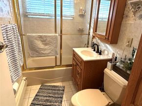 166 Choir Lane E, Westbury NY 11590