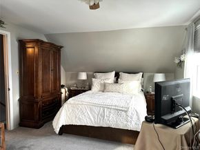 166 Choir Lane E, Westbury NY 11590