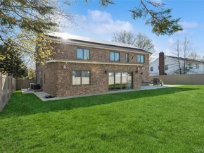 783 Oakleigh Road, North Woodmere NY 11581