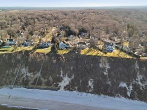 75 Crescent Court, Wading River NY 11792