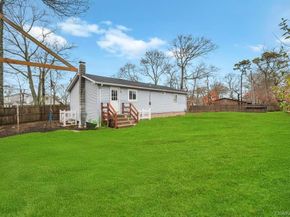 19 Windus Drive, Shirley NY 11967