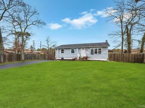 19 Windus Drive, Shirley NY 11967