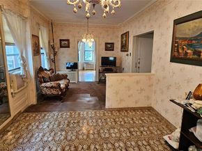 68-09 79 Street, Middle Village NY 11379