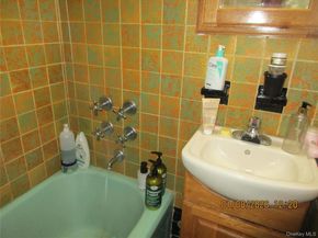 68-09 79 Street, Middle Village NY 11379