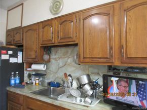 68-09 79 Street, Middle Village NY 11379