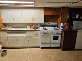 68-09 79 Street, Middle Village NY 11379