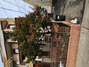 68-09 79 Street, Middle Village NY 11379