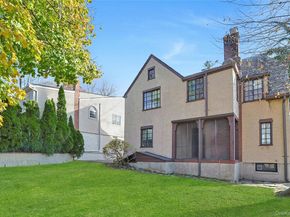 19 Surrey Lane, Yonkers NY 10710