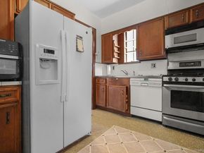 19 Surrey Lane, Yonkers NY 10710