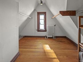 19 Surrey Lane, Yonkers NY 10710