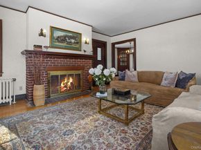 19 Surrey Lane, Yonkers NY 10710
