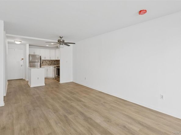 450 W Broadway 1A, Long Beach NY 11561