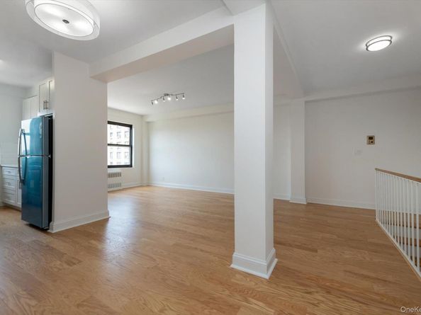 99-52 66 Road W7, Rego Park NY 11374