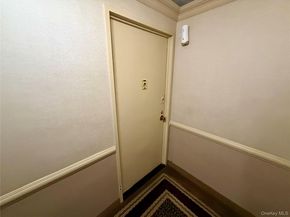 70-25 Yellowstone Boulevard 3H, Forest Hills NY 11375