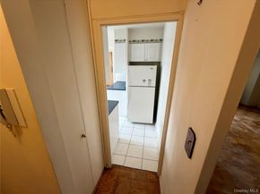 70-25 Yellowstone Boulevard 3H, Forest Hills NY 11375