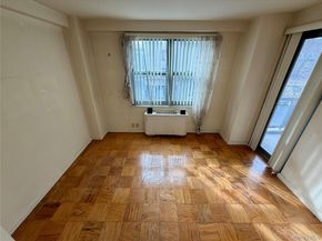 70-25 Yellowstone Boulevard 3H, Forest Hills NY 11375