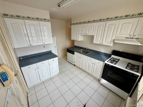 70-25 Yellowstone Boulevard 3H, Forest Hills NY 11375